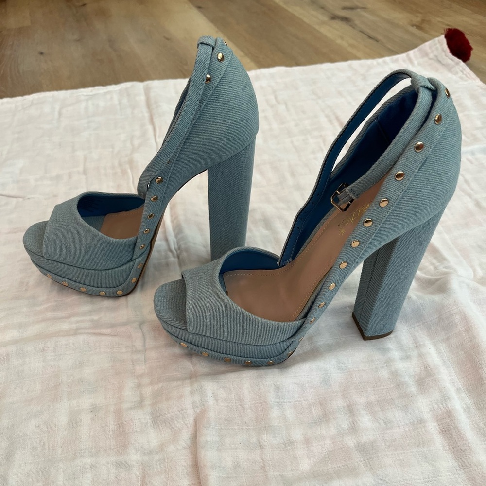 Shoedazzle Patita Studded Pump!
